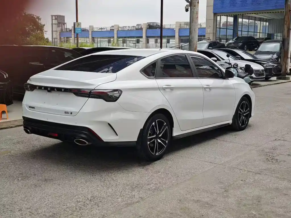 Geely Binrui — фото 9