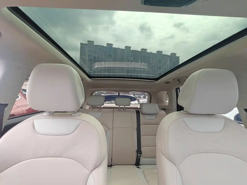 Geely Icon — фото 14