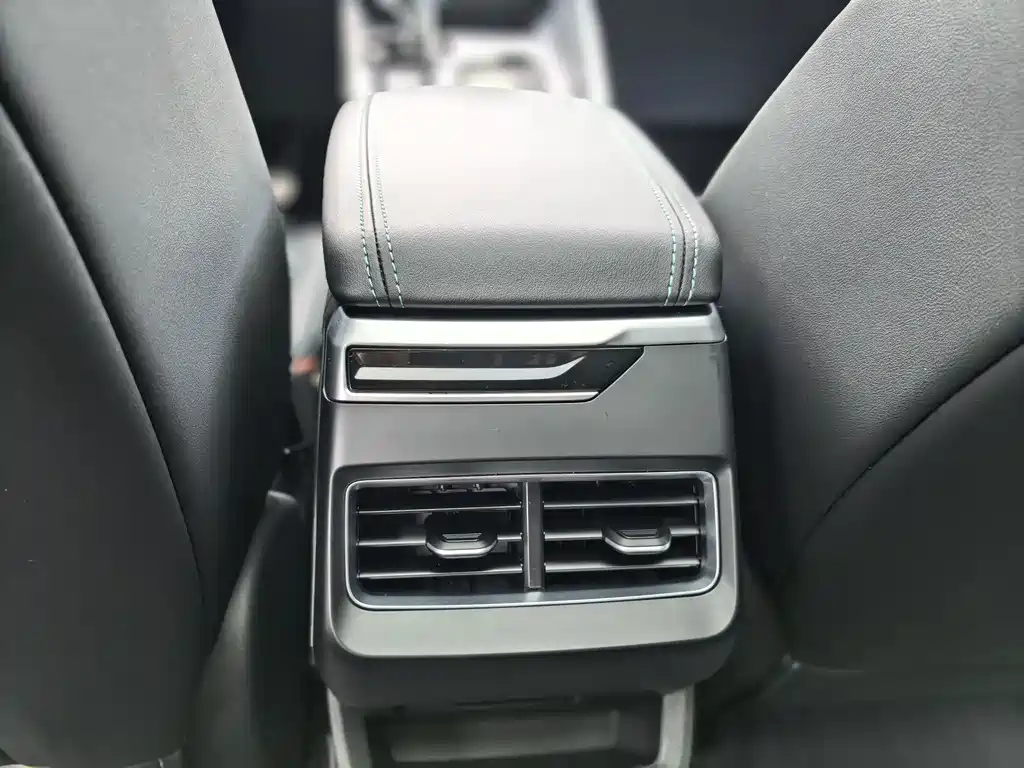 Geely Xingrui — фото 11