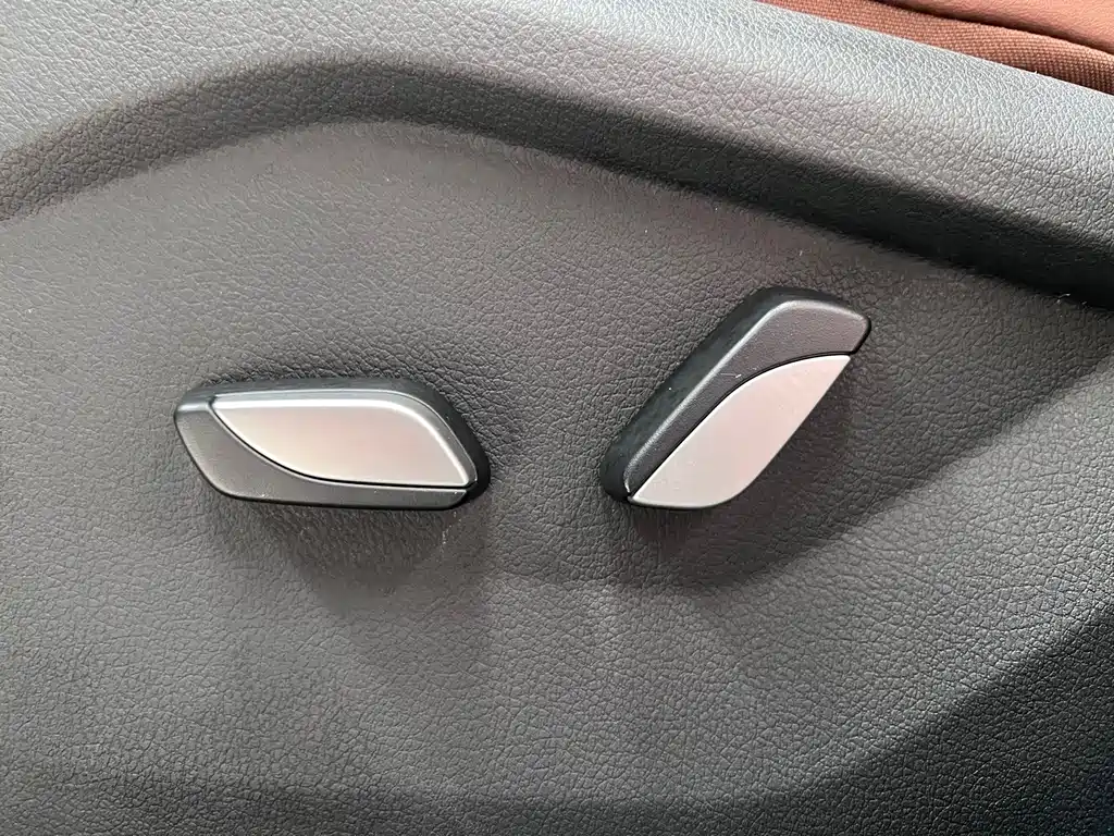 Geely Vision X6 — фото 15