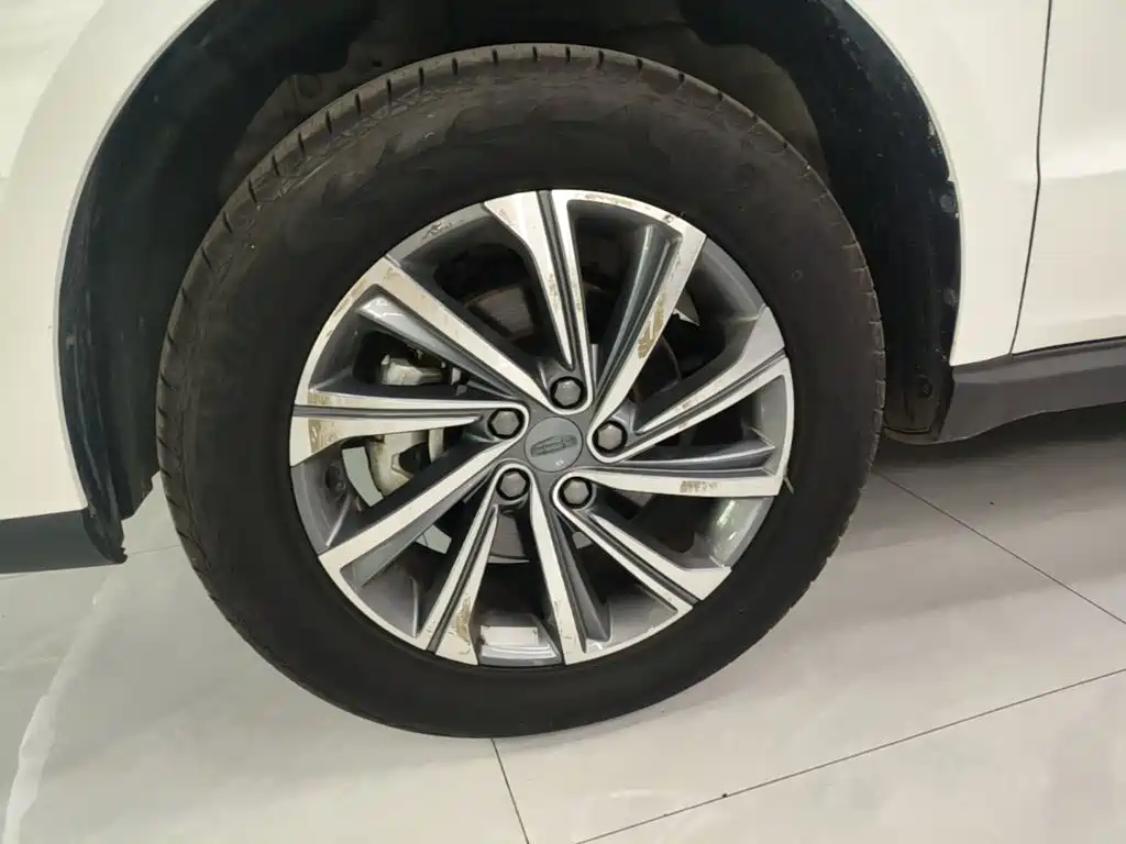 Geely Vision X6 — фото 23