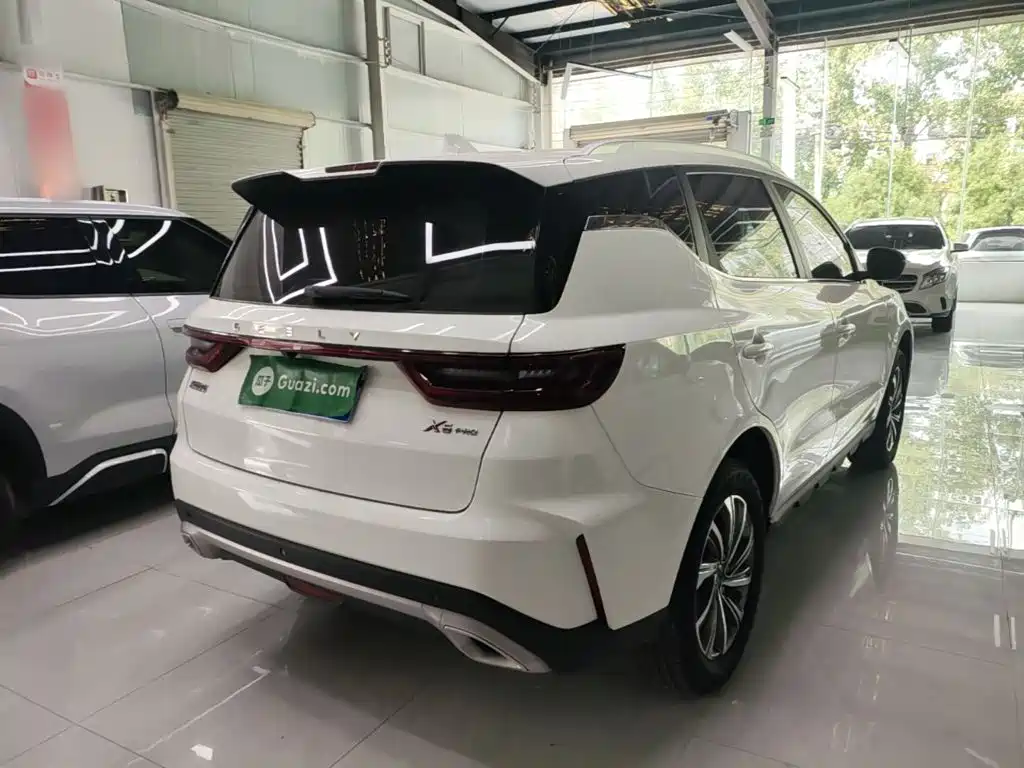 Geely Vision X6 — фото 7