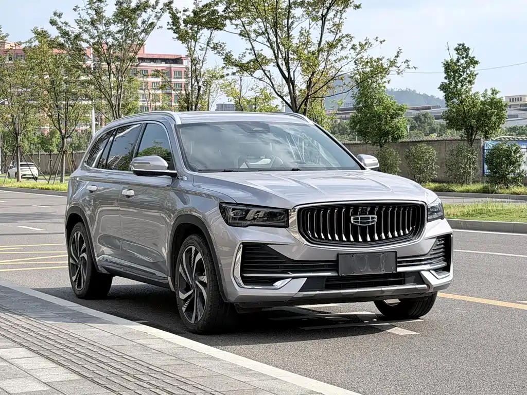 Geely Xingyue L — фото 3