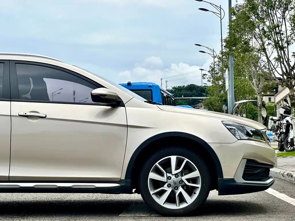 Geely Vision S1 — фото 13