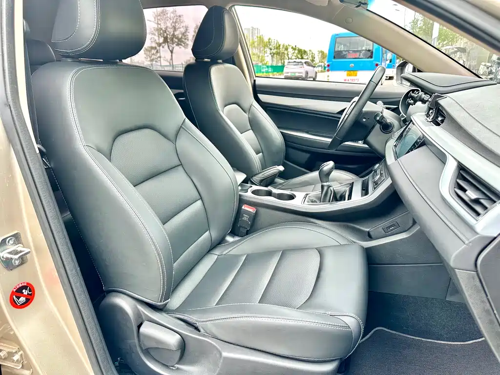 Geely Vision S1 — фото 24