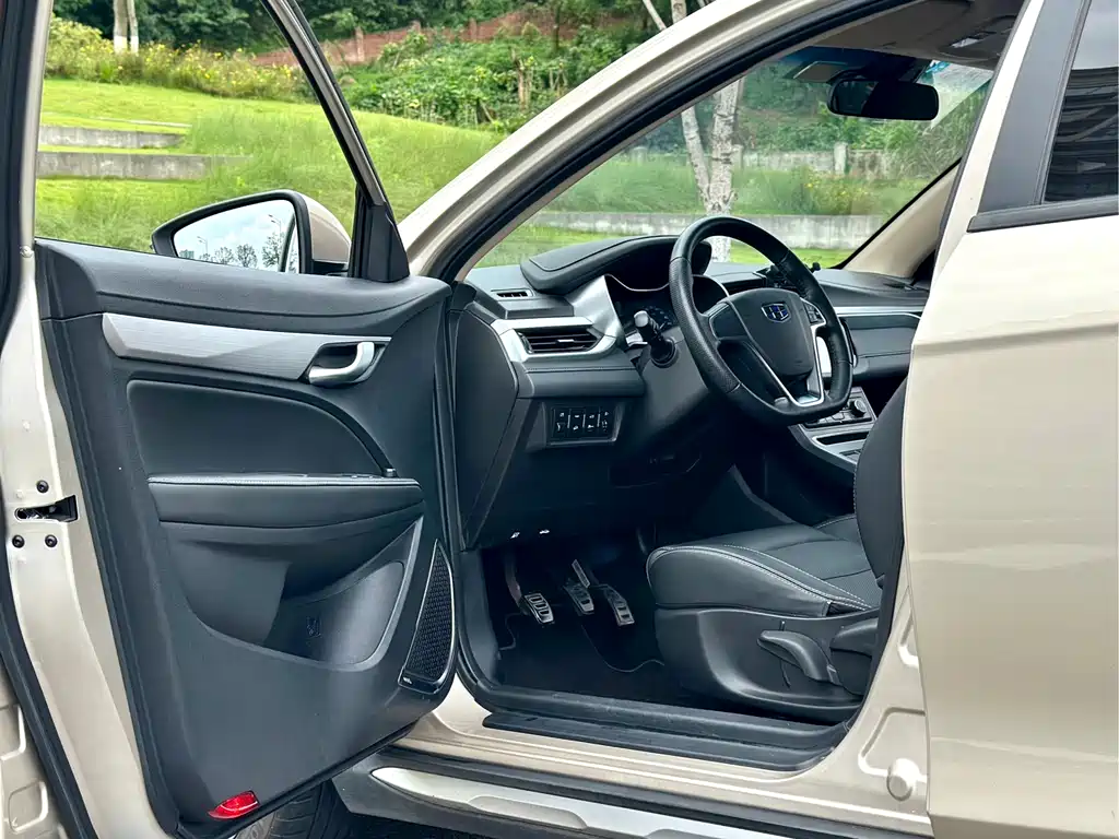 Geely Vision S1 — фото 26