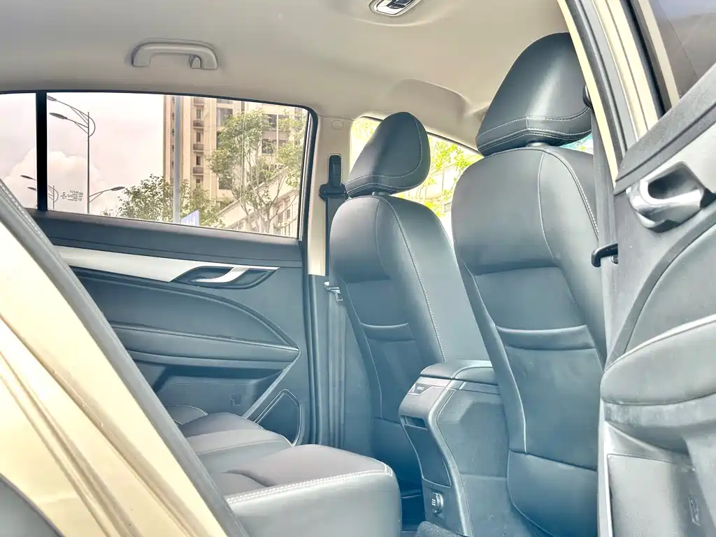 Geely Vision S1 — фото 29