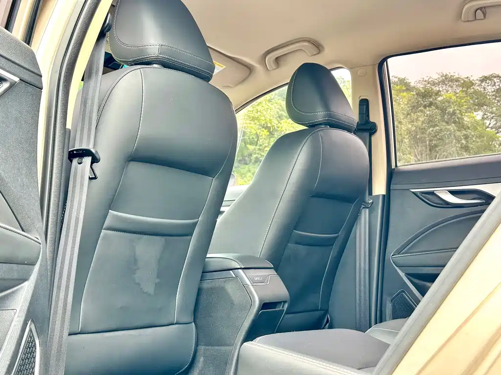Geely Vision S1 — фото 32