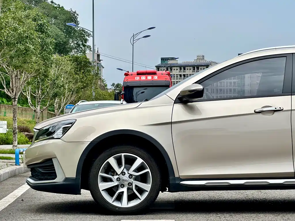 Geely Vision S1 — фото 9