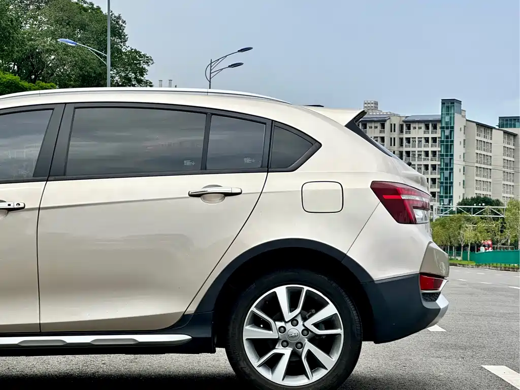 Geely Vision S1 — фото 10