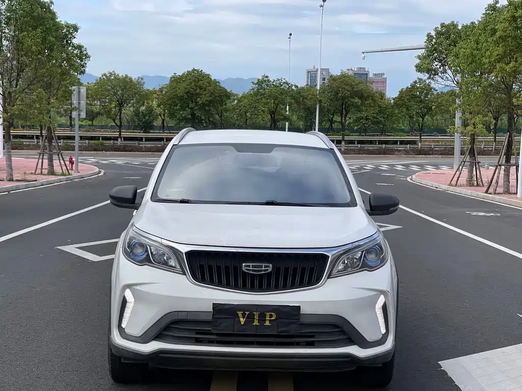 Geely Vision X3 — фото 2