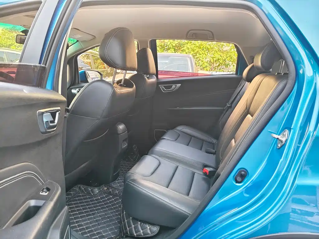 Geely Vision X3 — фото 7