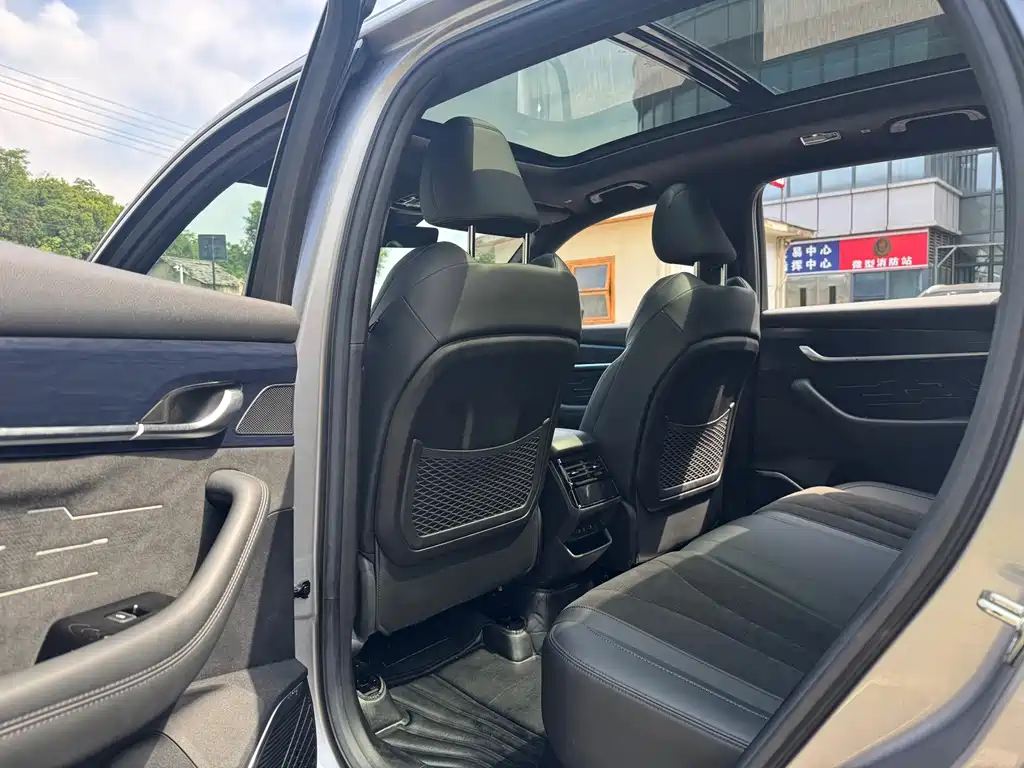 Geely Xingyue L — фото 15