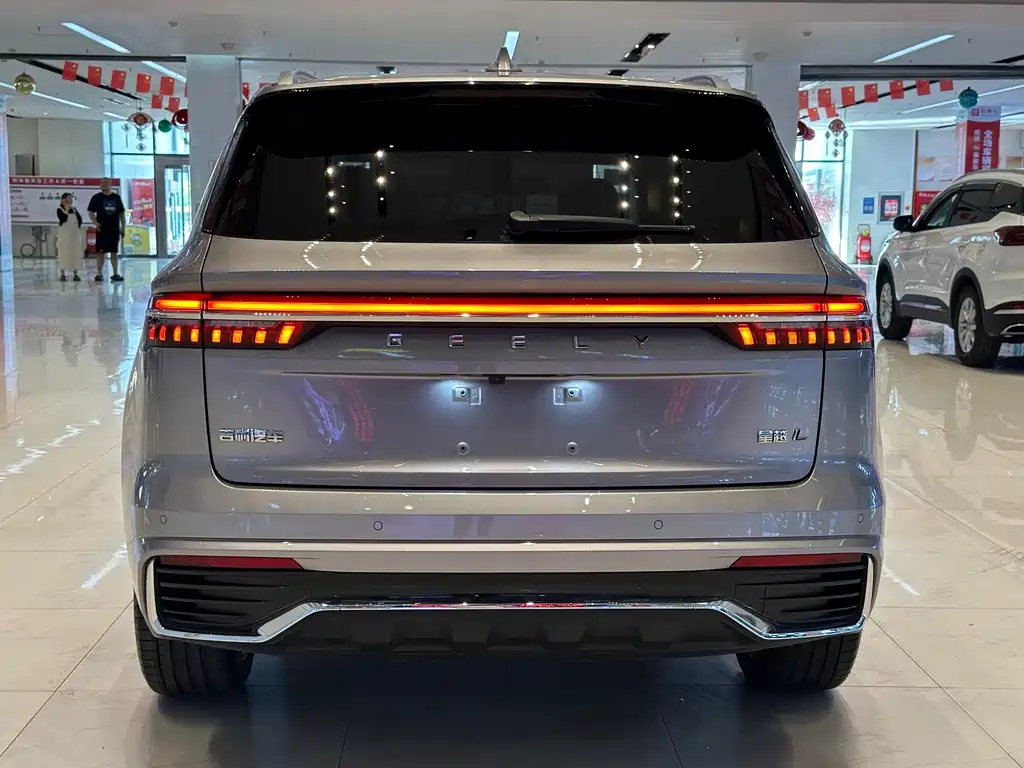 Geely Xingyue L — фото 10