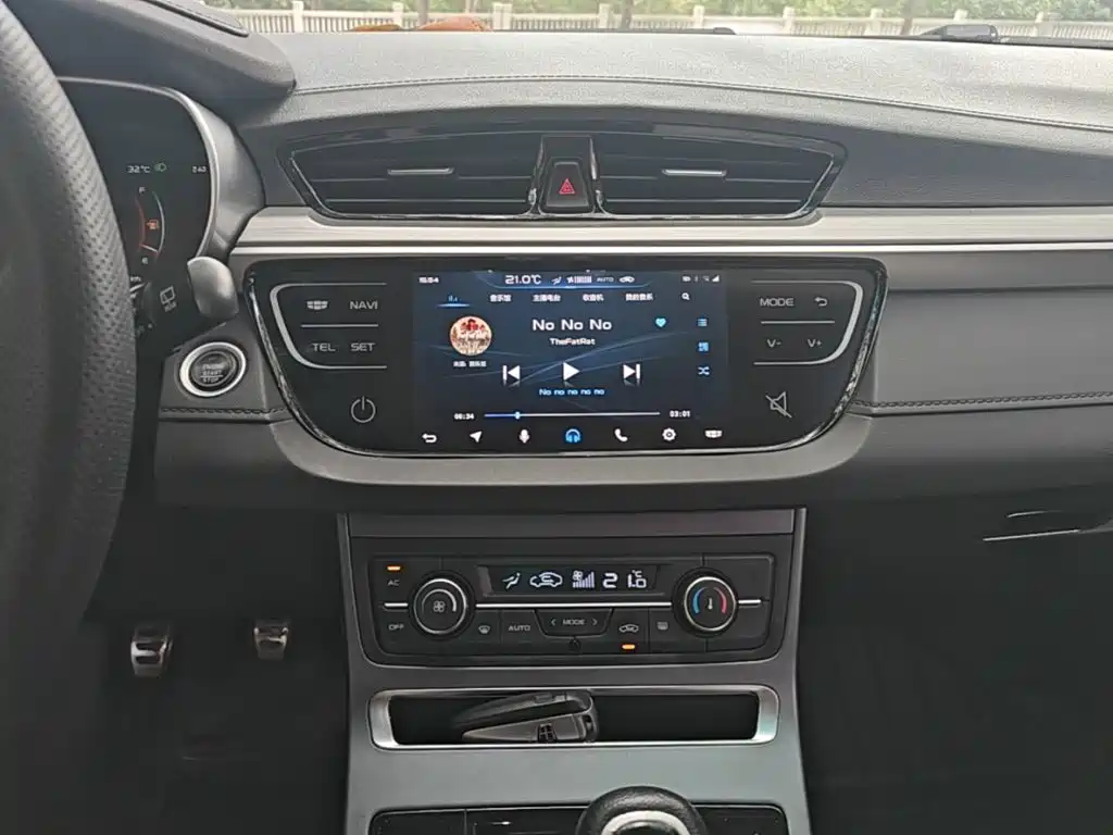 Geely Vision S1 — фото 13