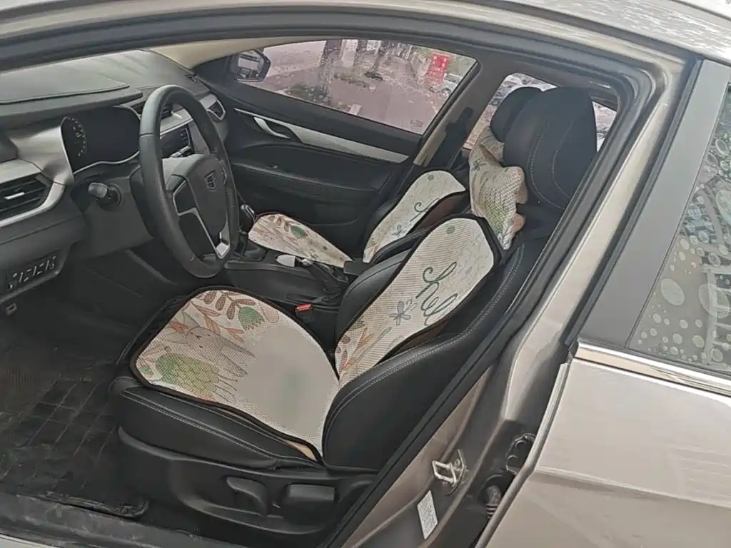 Geely Vision S1 — фото 15