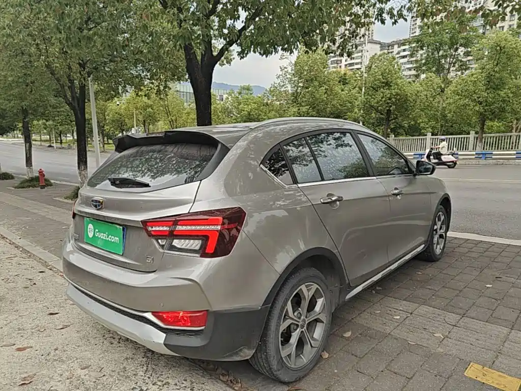 Geely Vision S1 — фото 7