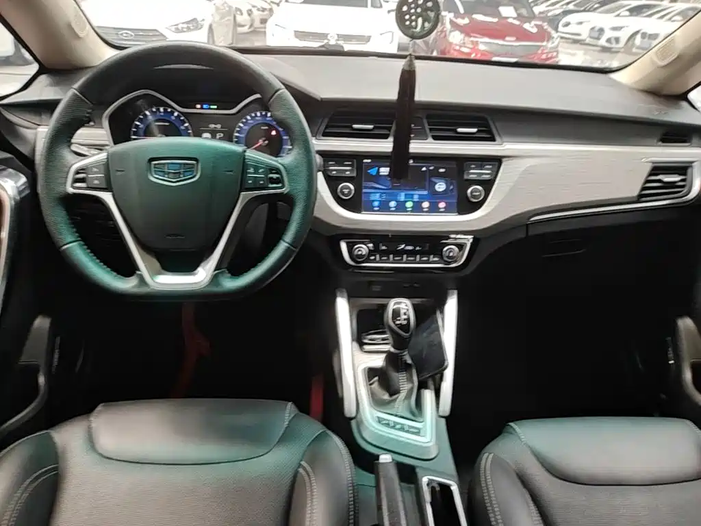 Geely Vision X3 — фото 10