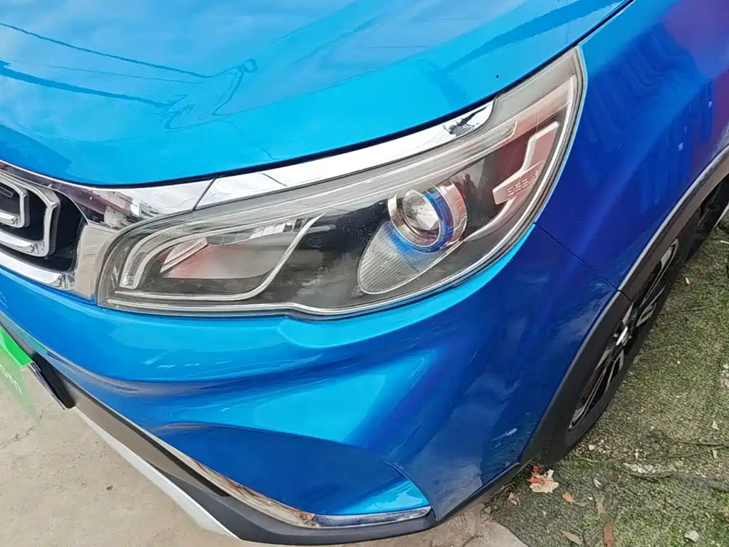 Geely Vision X3 — фото 18