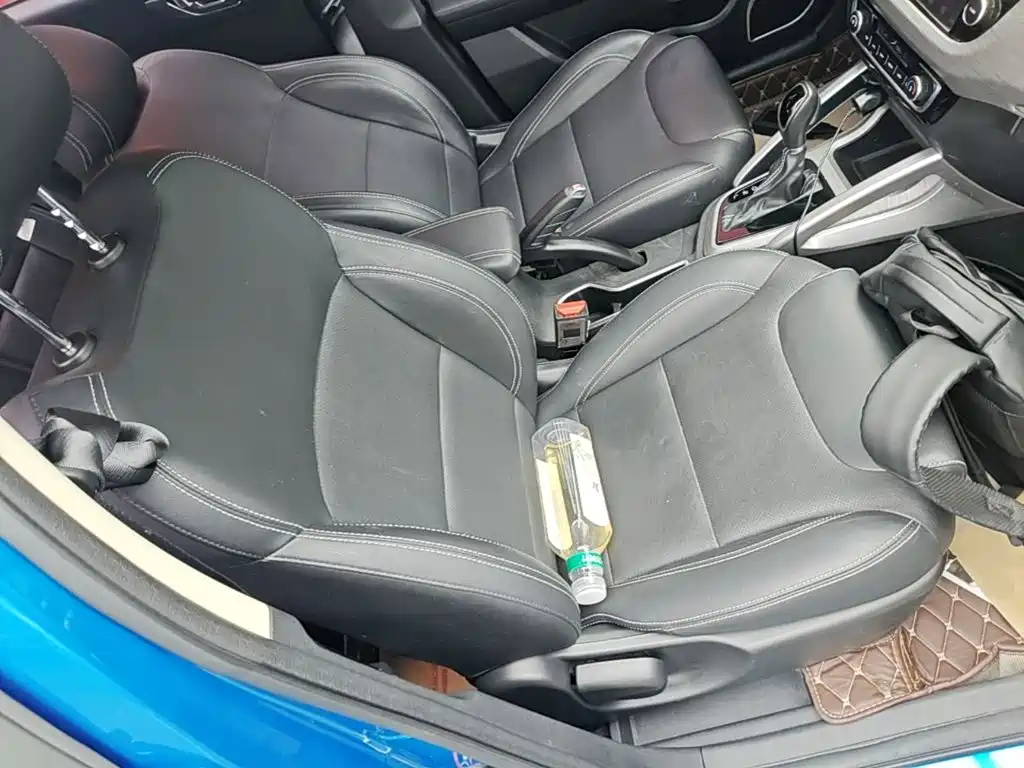 Geely Vision X3 — фото 20