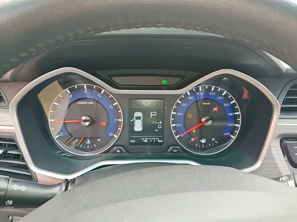 Geely Vision X3 — фото 8