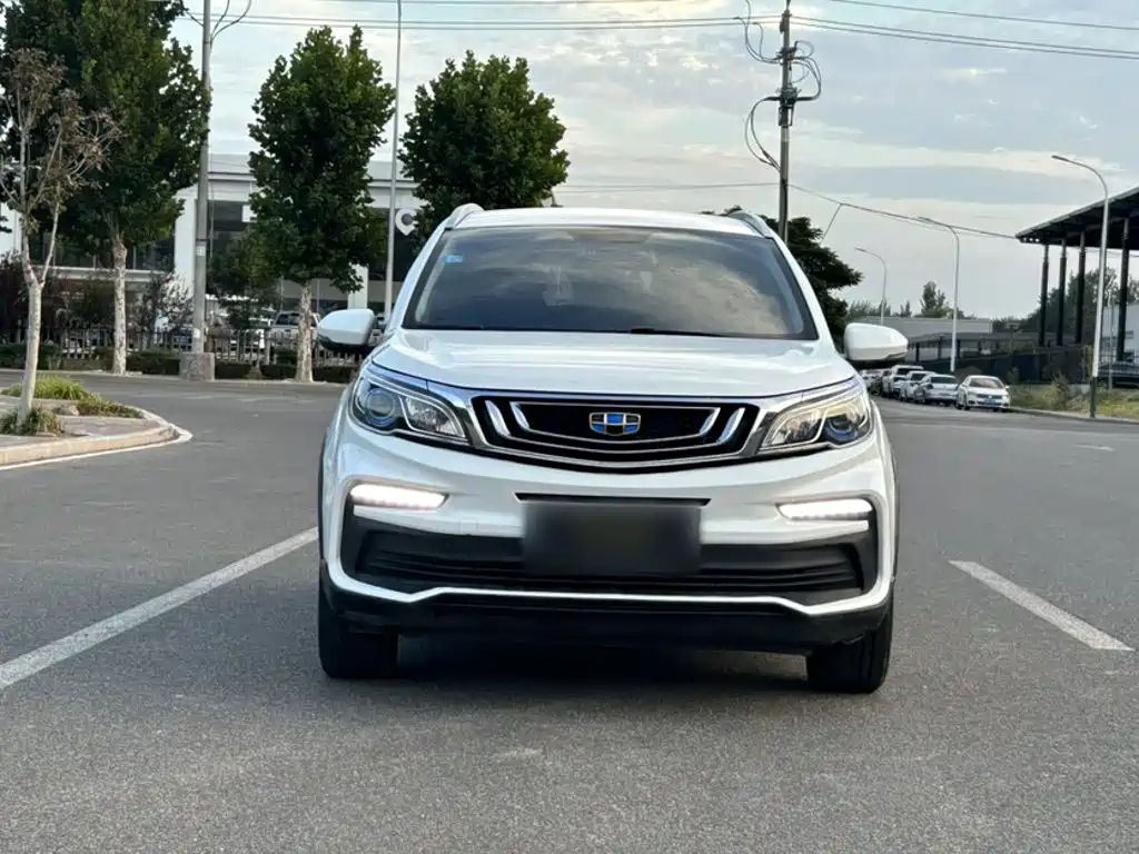 Geely Vision X3 — фото 4