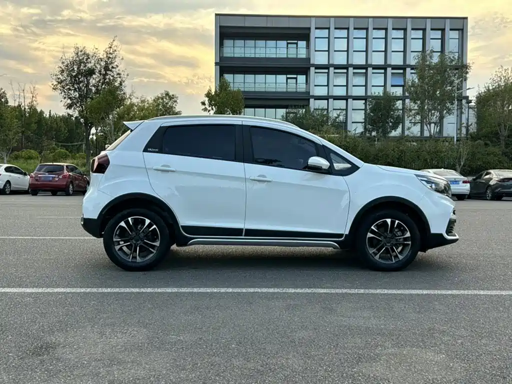 Geely Vision X3 — фото 6