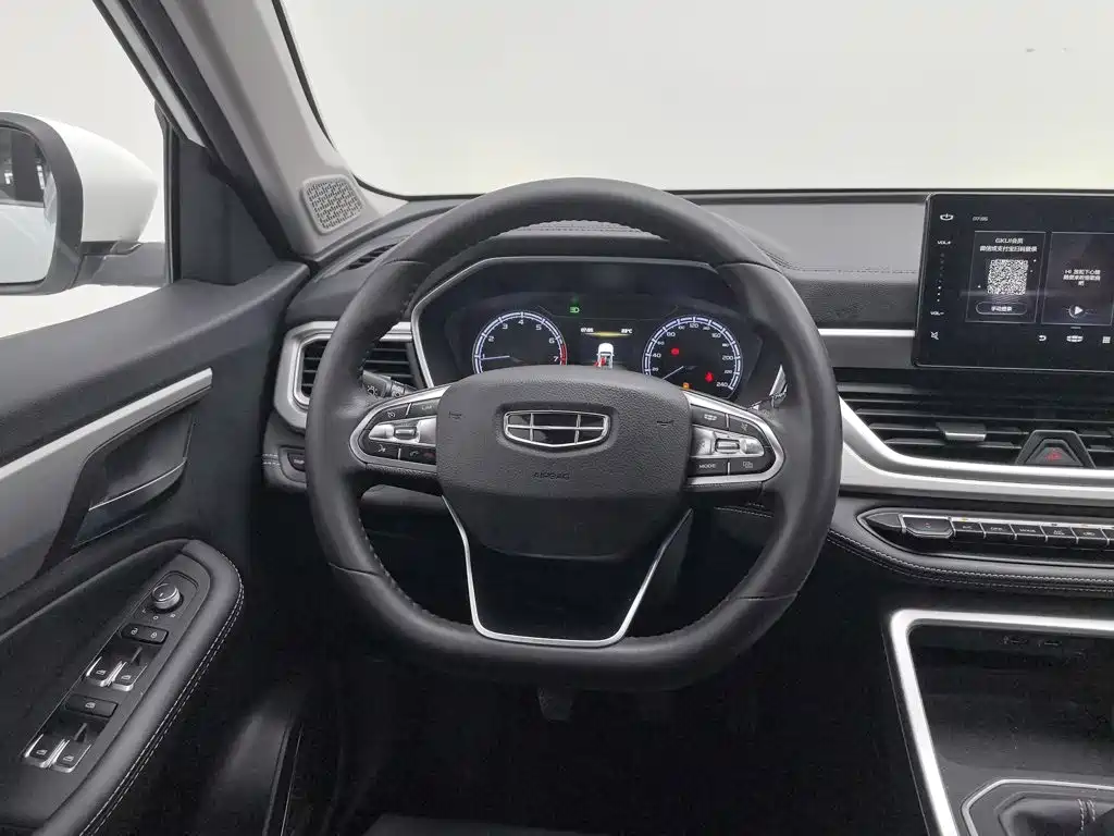 Geely Vision X6 — фото 11
