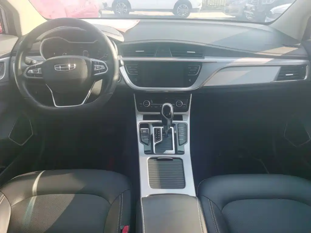 Geely Emgrand GS — фото 14