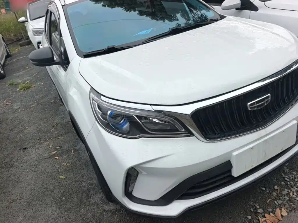 Geely Vision X3 — фото 4