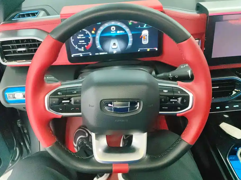 Geely Icon — фото 15