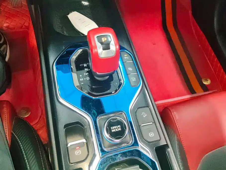 Geely Icon — фото 16