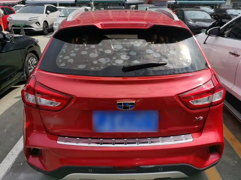 Geely Vision X3 — фото 6