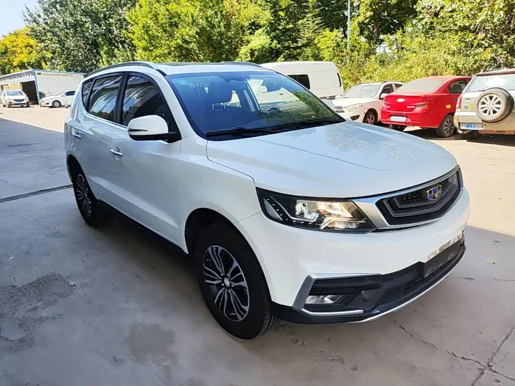 Geely Vision X6 — фото 4