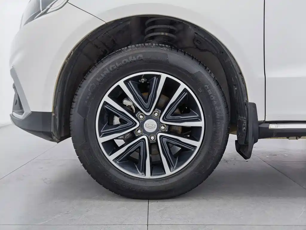 Geely Vision X6 — фото 17