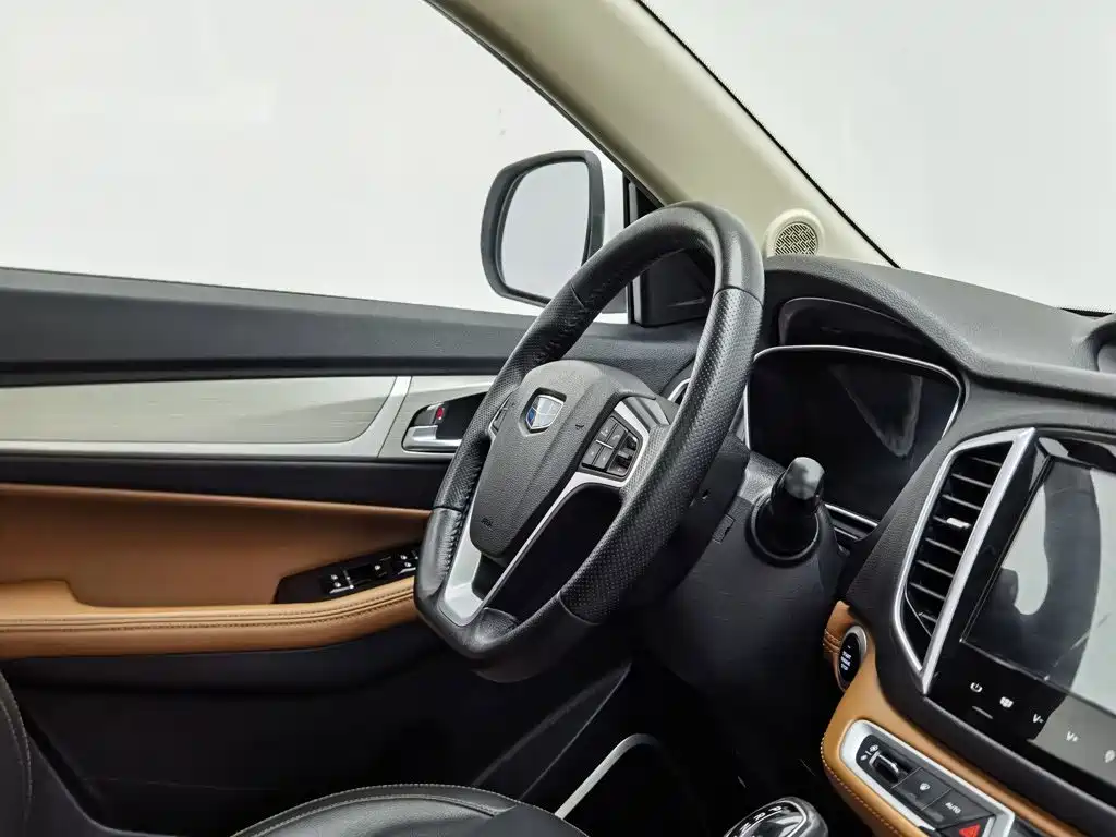 Geely Vision X6 — фото 22