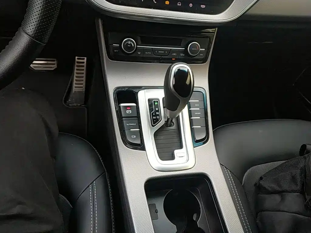 Geely Emgrand GS — фото 14