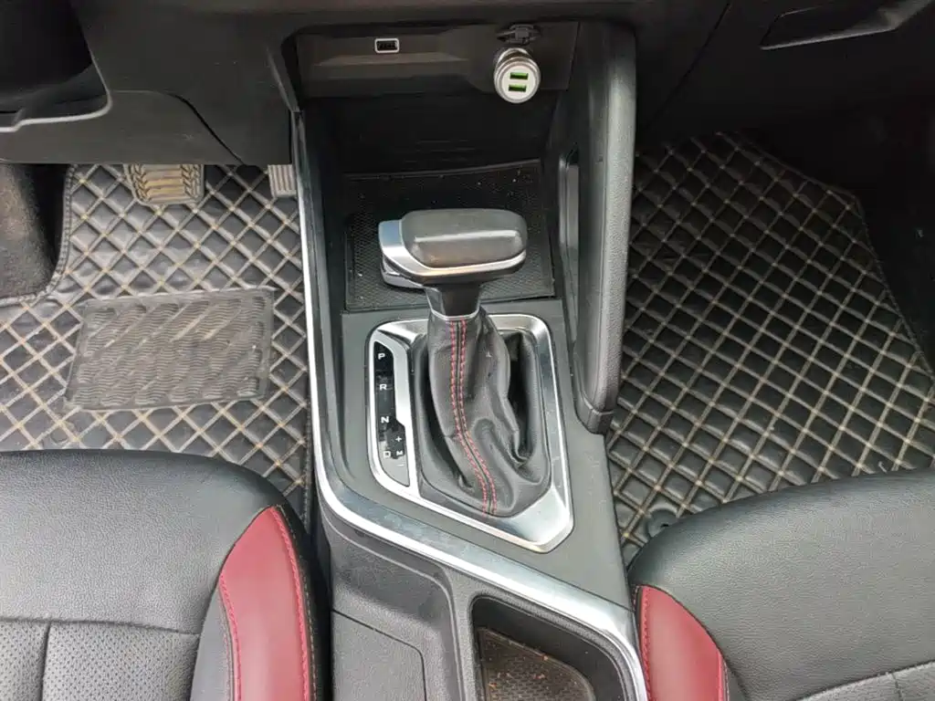 Geely Vision X3 — фото 14