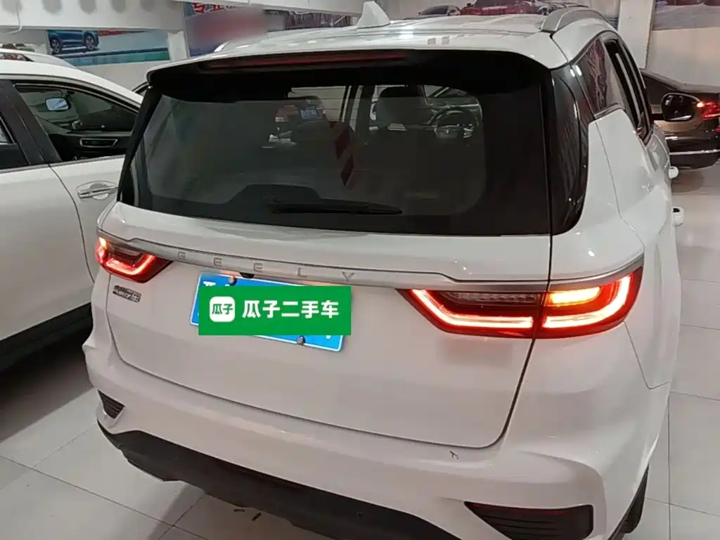 Geely Vision X6 — фото 6