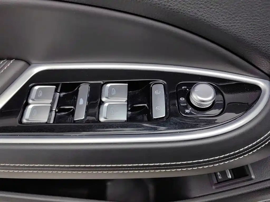 Geely Borui — фото 9
