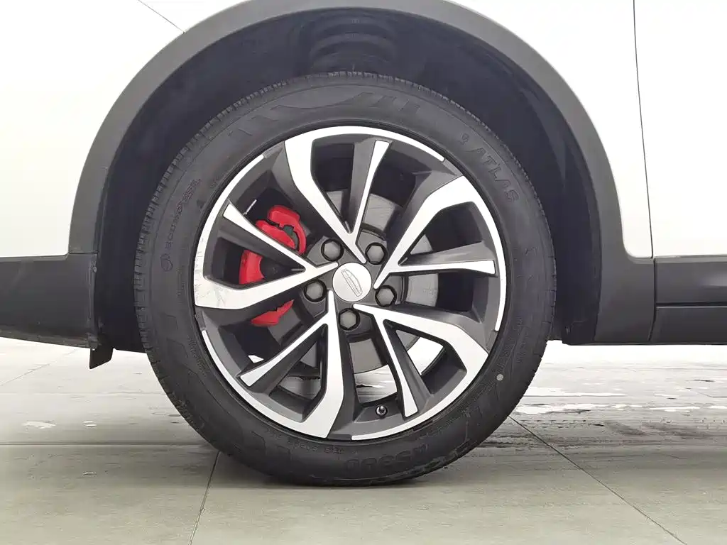Geely Emgrand GS — фото 17