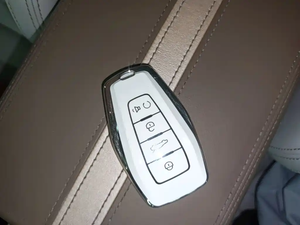 Geely Icon — фото 18