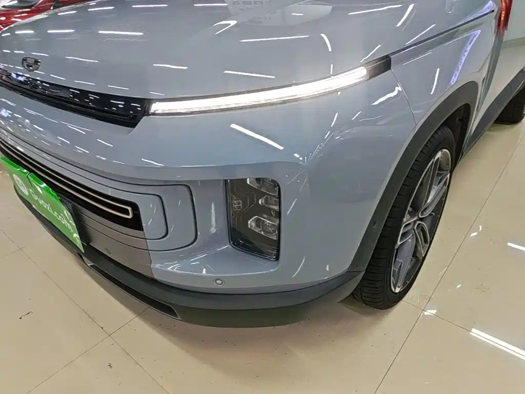 Geely Icon — фото 19