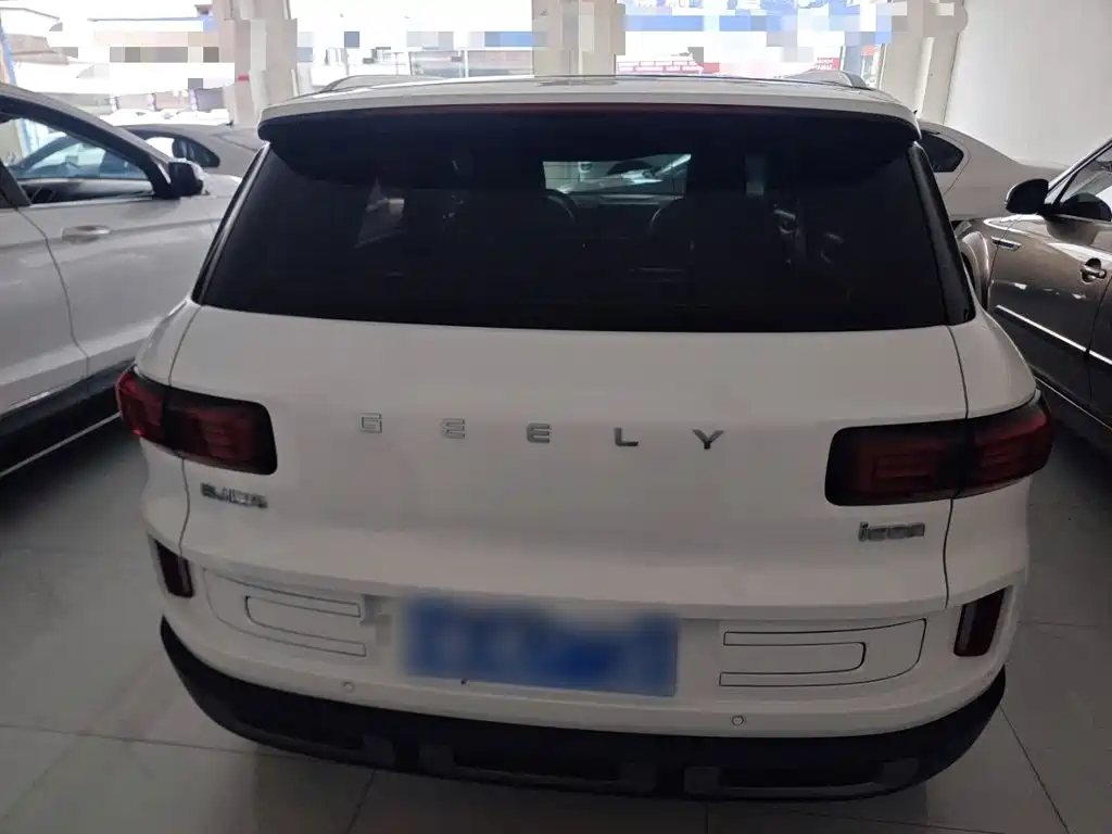 Geely Icon — фото 24