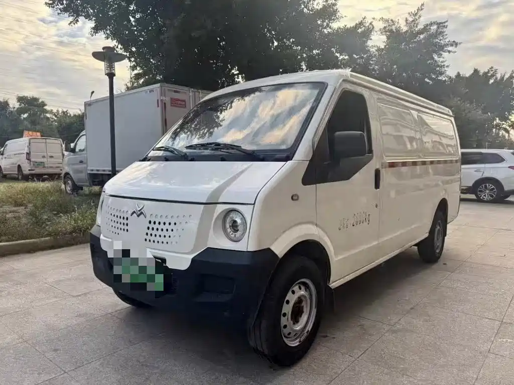 Geely Ruizheng L