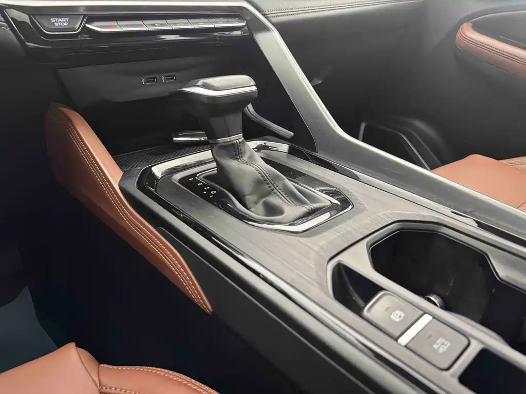 Geely Vision X6 — фото 13