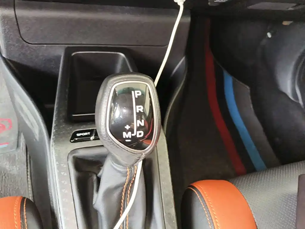 Geely Vision X1 — фото 19