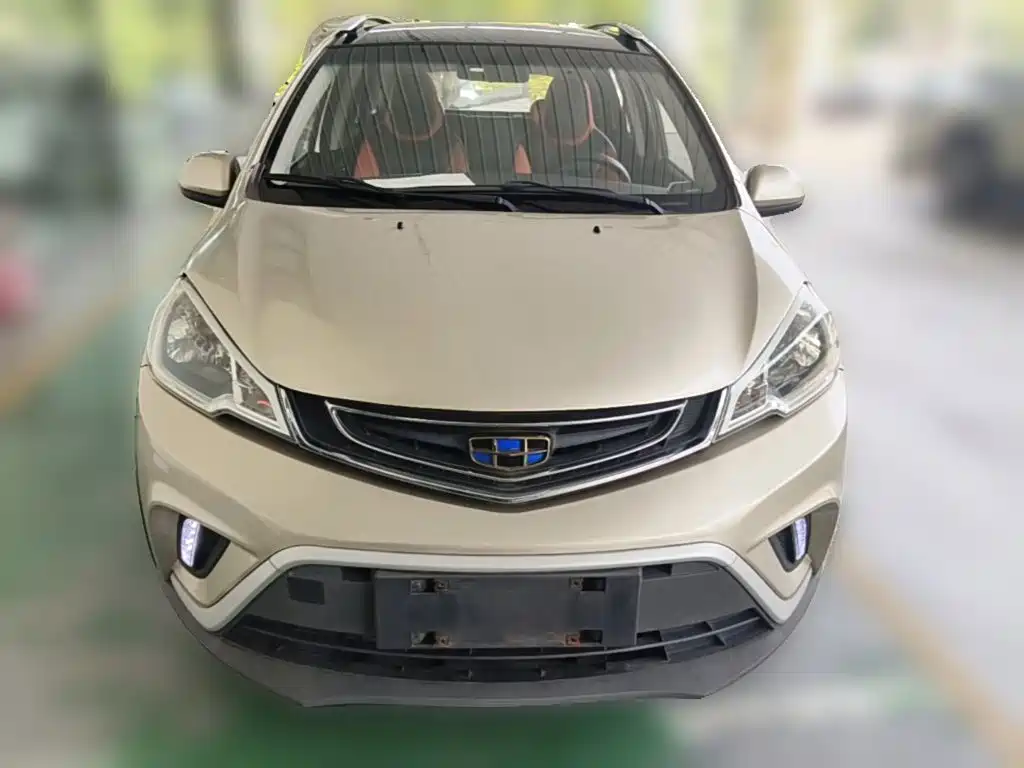 Geely Vision X1 — фото 5