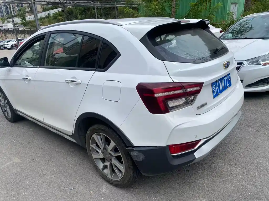 Geely Vision S1 — фото 7