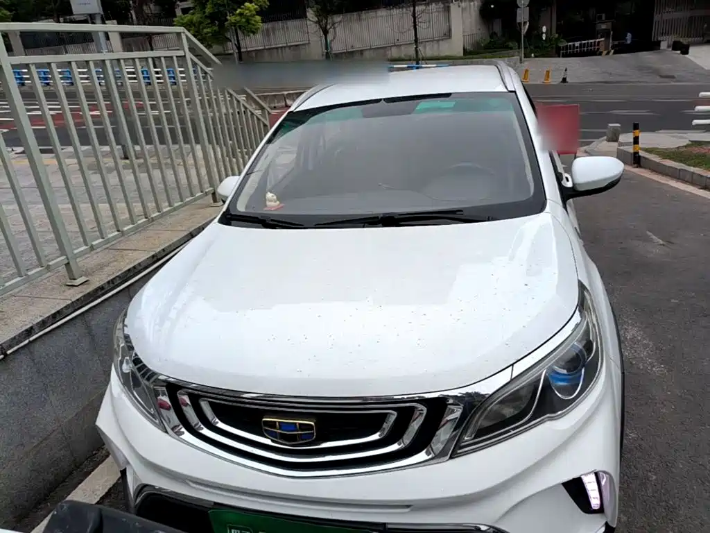 Geely Vision X3 — фото 3